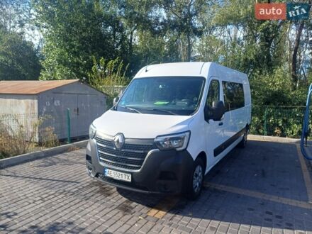 Белый Рено Мастер, объемом двигателя 2.3 л и пробегом 333 тыс. км за 23000 $, фото 1 на Automoto.ua