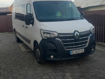 Белый Рено Мастер, объемом двигателя 2.3 л и пробегом 295 тыс. км за 19000 $, фото 1 на Automoto.ua