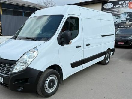 Белый Рено Мастер, объемом двигателя 2.3 л и пробегом 256 тыс. км за 17900 $, фото 1 на Automoto.ua