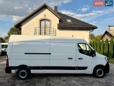Белый Рено Мастер, объемом двигателя 2.3 л и пробегом 260 тыс. км за 18900 $, фото 1 на Automoto.ua