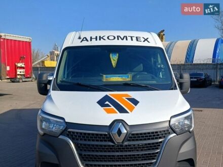Белый Рено Мастер, объемом двигателя 2.3 л и пробегом 214 тыс. км за 20000 $, фото 1 на Automoto.ua