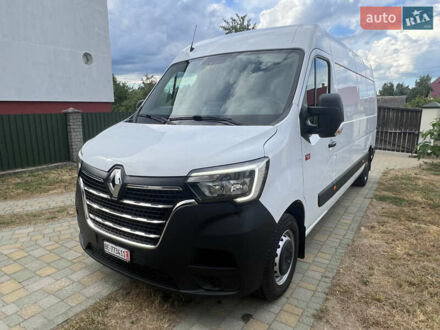Белый Рено Мастер, объемом двигателя 2.3 л и пробегом 272 тыс. км за 22800 $, фото 1 на Automoto.ua