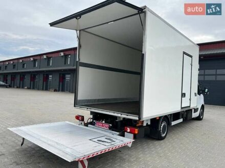 Белый Рено Мастер, объемом двигателя 2.3 л и пробегом 325 тыс. км за 25999 $, фото 1 на Automoto.ua