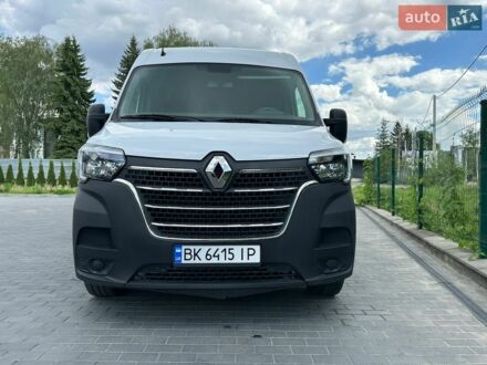 Білий Рено Мастєр, об'ємом двигуна 2.3 л та пробігом 327 тис. км за 17600 $, фото 1 на Automoto.ua