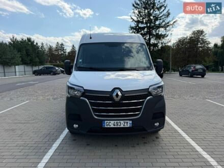 Белый Рено Мастер, объемом двигателя 2.3 л и пробегом 249 тыс. км за 19999 $, фото 1 на Automoto.ua