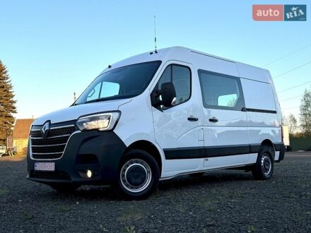 Белый Рено Мастер, объемом двигателя 2.3 л и пробегом 174 тыс. км за 17200 $, фото 1 на Automoto.ua
