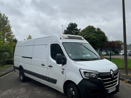 Білий Рено Мастєр, об'ємом двигуна 2.3 л та пробігом 300 тис. км за 31900 $, фото 1 на Automoto.ua