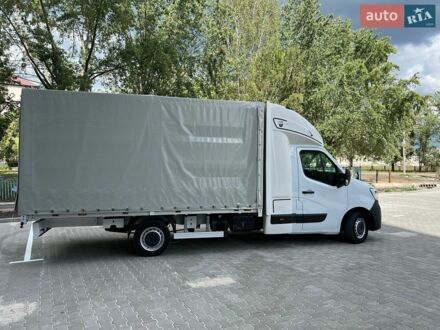Белый Рено Мастер, объемом двигателя 2.3 л и пробегом 320 тыс. км за 17250 $, фото 1 на Automoto.ua