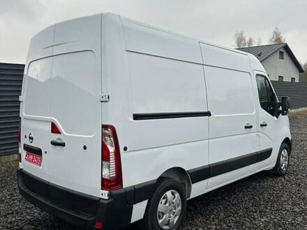 Белый Рено Мастер, объемом двигателя 2.3 л и пробегом 191 тыс. км за 19599 $, фото 1 на Automoto.ua