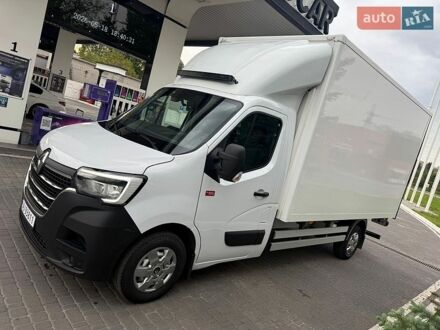 Белый Рено Мастер, объемом двигателя 2.3 л и пробегом 238 тыс. км за 25800 $, фото 1 на Automoto.ua