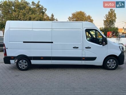 Белый Рено Мастер, объемом двигателя 2.3 л и пробегом 196 тыс. км за 22900 $, фото 1 на Automoto.ua