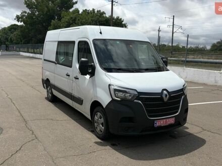 Белый Рено Мастер, объемом двигателя 2.3 л и пробегом 208 тыс. км за 21500 $, фото 1 на Automoto.ua
