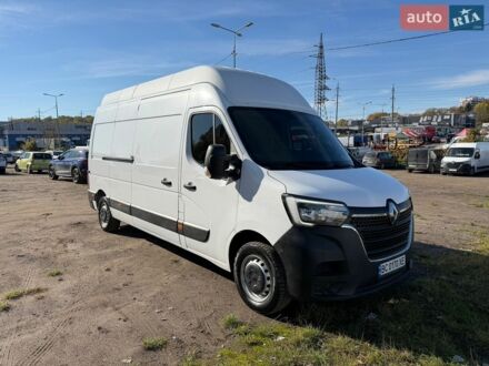 Белый Рено Мастер, объемом двигателя 2.3 л и пробегом 103 тыс. км за 28000 $, фото 1 на Automoto.ua