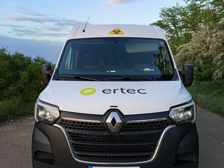 Белый Рено Мастер, объемом двигателя 2.3 л и пробегом 120 тыс. км за 25000 $, фото 1 на Automoto.ua
