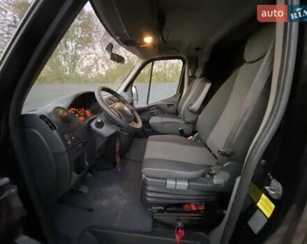Черный Рено Мастер, объемом двигателя 2.3 л и пробегом 175 тыс. км за 18990 $, фото 58 на Automoto.ua