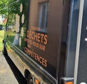 Черный Рено Мастер, объемом двигателя 3 л и пробегом 435 тыс. км за 10000 $, фото 14 на Automoto.ua