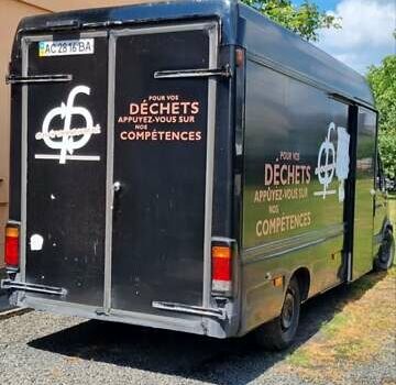 Черный Рено Мастер, объемом двигателя 3 л и пробегом 435 тыс. км за 10000 $, фото 11 на Automoto.ua