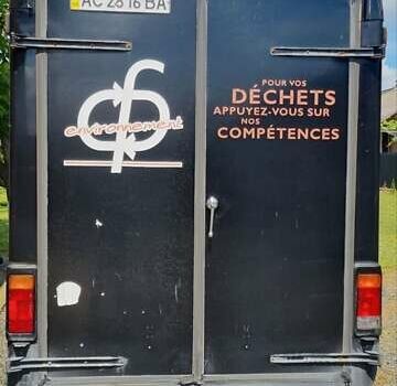 Черный Рено Мастер, объемом двигателя 3 л и пробегом 435 тыс. км за 10000 $, фото 12 на Automoto.ua