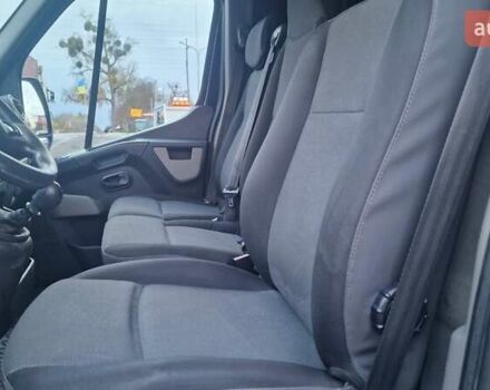 Рено Мастер 2015 в Ровно на Automoto.ua Черный Рено Мастер, объемом двигателя 2.3 л и пробегом 300 тыс. км за 15000 $, фото 1 на Automoto.ua