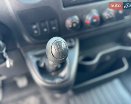 Черный Рено Мастер, объемом двигателя 2.3 л и пробегом 230 тыс. км за 21500 $, фото 32 на Automoto.ua