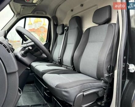 Черный Рено Мастер, объемом двигателя 2.3 л и пробегом 189 тыс. км за 16800 $, фото 27 на Automoto.ua