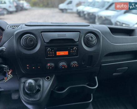 Черный Рено Мастер, объемом двигателя 2.3 л и пробегом 240 тыс. км за 19500 $, фото 13 на Automoto.ua