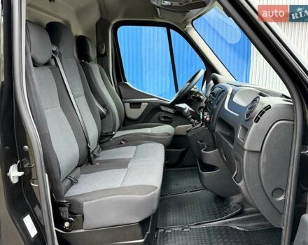 Черный Рено Мастер, объемом двигателя 2.3 л и пробегом 189 тыс. км за 16800 $, фото 31 на Automoto.ua