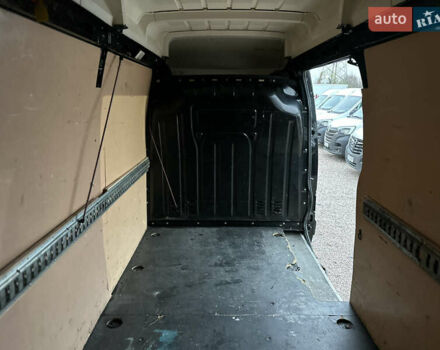 Черный Рено Мастер, объемом двигателя 2.3 л и пробегом 240 тыс. км за 19500 $, фото 18 на Automoto.ua