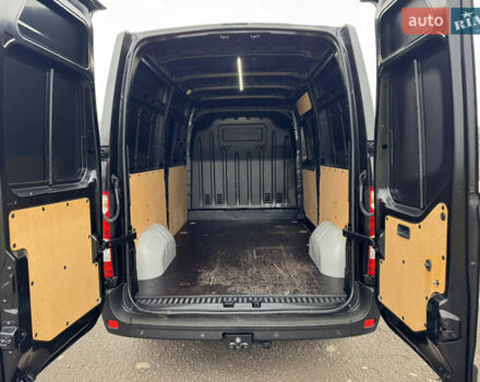 Черный Рено Мастер, объемом двигателя 2.3 л и пробегом 176 тыс. км за 16700 $, фото 11 на Automoto.ua