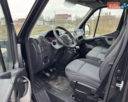 Черный Рено Мастер, объемом двигателя 2.3 л и пробегом 176 тыс. км за 16700 $, фото 14 на Automoto.ua