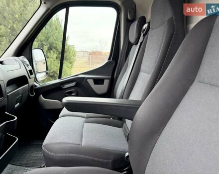 Черный Рено Мастер, объемом двигателя 2.3 л и пробегом 189 тыс. км за 16800 $, фото 26 на Automoto.ua