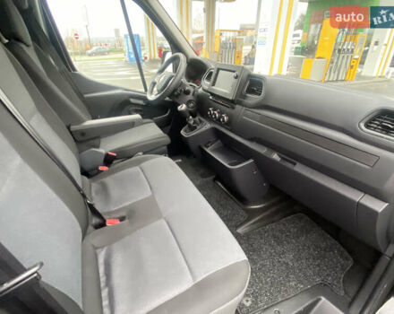 Черный Рено Мастер, объемом двигателя 2.3 л и пробегом 297 тыс. км за 20800 $, фото 17 на Automoto.ua