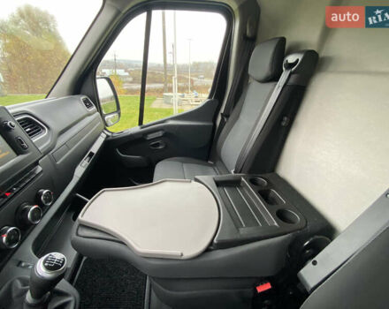 Черный Рено Мастер, объемом двигателя 2.3 л и пробегом 297 тыс. км за 20800 $, фото 21 на Automoto.ua