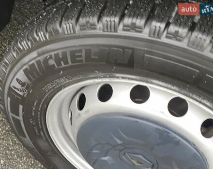 Черный Рено Мастер, объемом двигателя 2.3 л и пробегом 297 тыс. км за 20800 $, фото 47 на Automoto.ua