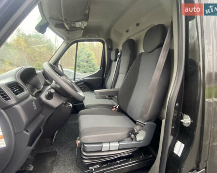 Черный Рено Мастер, объемом двигателя 2.3 л и пробегом 297 тыс. км за 20800 $, фото 14 на Automoto.ua