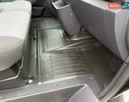 Чорний Рено Мастєр, об'ємом двигуна 2.3 л та пробігом 115 тис. км за 31200 $, фото 43 на Automoto.ua