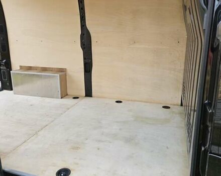 Черный Рено Мастер, объемом двигателя 2.3 л и пробегом 189 тыс. км за 21700 $, фото 22 на Automoto.ua