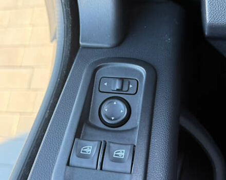 Чорний Рено Мастєр, об'ємом двигуна 2.3 л та пробігом 70 тис. км за 21000 $, фото 24 на Automoto.ua