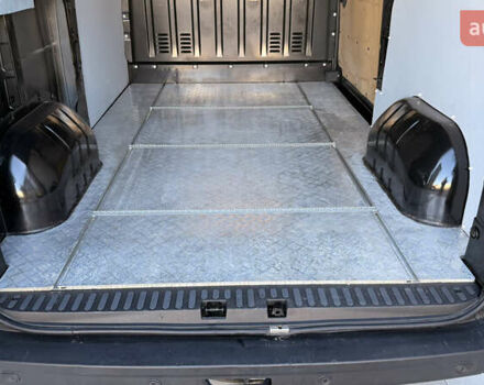 Чорний Рено Мастєр, об'ємом двигуна 2.3 л та пробігом 70 тис. км за 21000 $, фото 12 на Automoto.ua