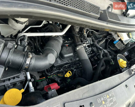 Черный Рено Мастер, объемом двигателя 2.3 л и пробегом 198 тыс. км за 21600 $, фото 70 на Automoto.ua