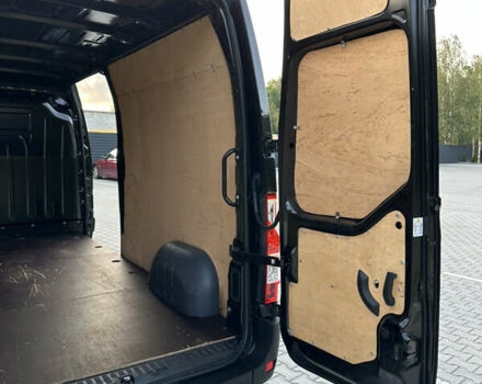 Черный Рено Мастер, объемом двигателя 2.3 л и пробегом 198 тыс. км за 21600 $, фото 33 на Automoto.ua