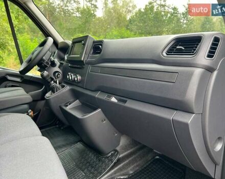 Черный Рено Мастер, объемом двигателя 2.3 л и пробегом 228 тыс. км за 21999 $, фото 36 на Automoto.ua