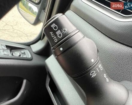 Черный Рено Мастер, объемом двигателя 2.3 л и пробегом 228 тыс. км за 21999 $, фото 37 на Automoto.ua