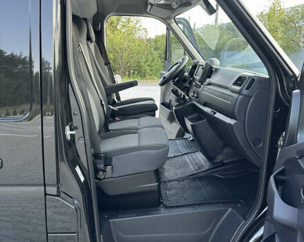 Черный Рено Мастер, объемом двигателя 2.3 л и пробегом 198 тыс. км за 21600 $, фото 48 на Automoto.ua