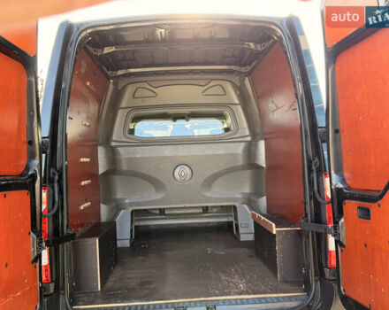 Черный Рено Мастер, объемом двигателя 2.3 л и пробегом 225 тыс. км за 18990 $, фото 25 на Automoto.ua