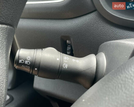 Чорний Рено Мастєр, об'ємом двигуна 2.3 л та пробігом 107 тис. км за 24499 $, фото 41 на Automoto.ua