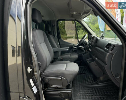 Чорний Рено Мастєр, об'ємом двигуна 2.3 л та пробігом 107 тис. км за 24499 $, фото 36 на Automoto.ua