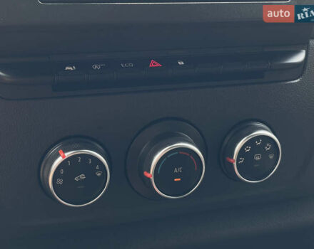 Чорний Рено Мастєр, об'ємом двигуна 2.3 л та пробігом 107 тис. км за 24499 $, фото 46 на Automoto.ua