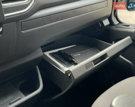 Чорний Рено Мастєр, об'ємом двигуна 2.3 л та пробігом 107 тис. км за 24499 $, фото 51 на Automoto.ua