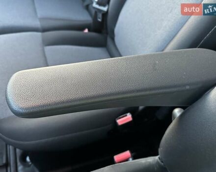 Черный Рено Мастер, объемом двигателя 2.3 л и пробегом 250 тыс. км за 22200 $, фото 90 на Automoto.ua